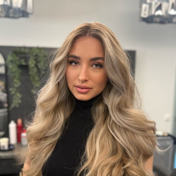 Juurevärv kuni 3 cm + lõikus